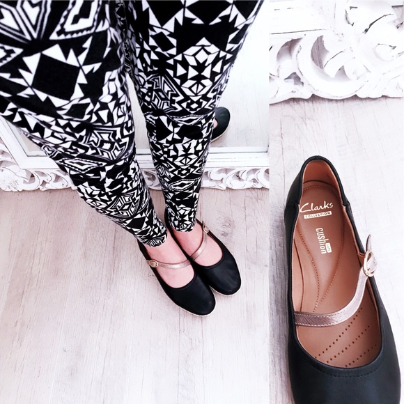 Clarks Shoes - 🌼Clarks Collection Helina Amo Mary Jane flats
